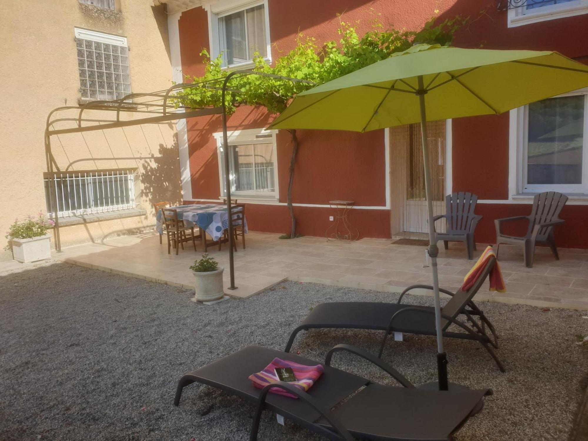 Gite De La Fontaine Buisson Zewnętrze zdjęcie
